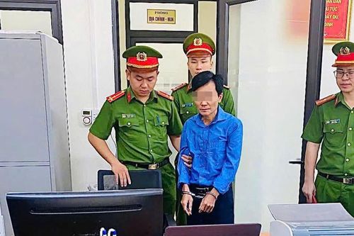 1 công chức bị bắt tạm giam vì chiếm đoạt tài sản