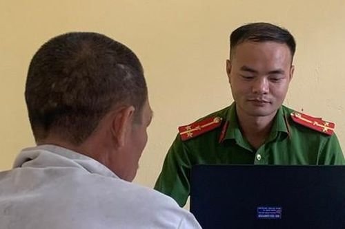 Ném đá vào tàu hỏa vì bụi bay vào mắt