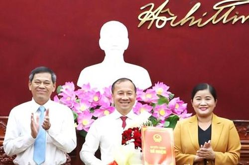 Điều động, bổ nhiệm nhiều lãnh đạo sở ở Bình Phước