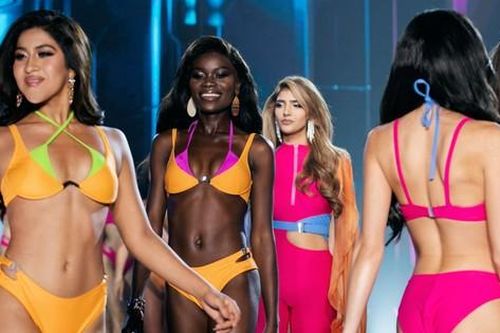 Dàn người đẹp diễn bikini sau vụ sập sân khấu hoa hậu ở TPHCM