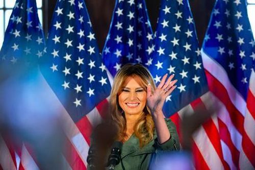 Phu nhân của ông Trump tiết lộ điều mâu thuẫn với chồng trong cuốn hồi ký sắp lên kệ