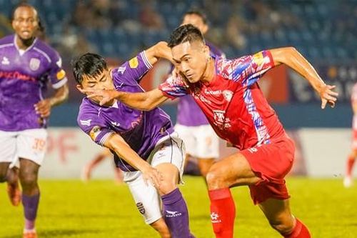 Trận cầu không khoan nhượng của hai 'người láng giềng'