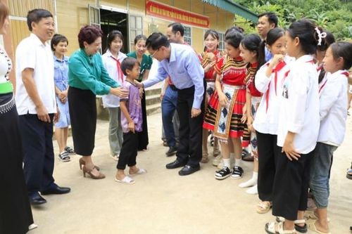 Khởi công xây dựng nhà nội trú cho học sinh Trường THCS Chiềng Đông, tỉnh Điện Biên