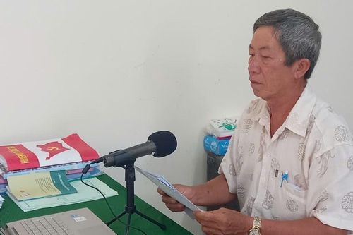 Người cán bộ 45 năm gắn bó với công tác truyền thanh cơ sở