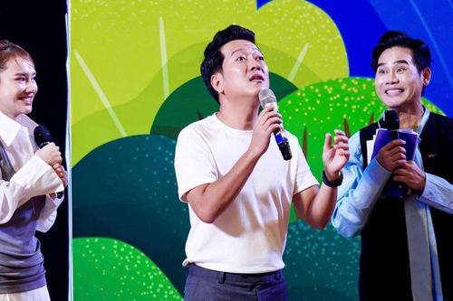 Trường Giang, Nhã Phương thử tài 'Nhanh như chớp' với MC Hồng Phúc