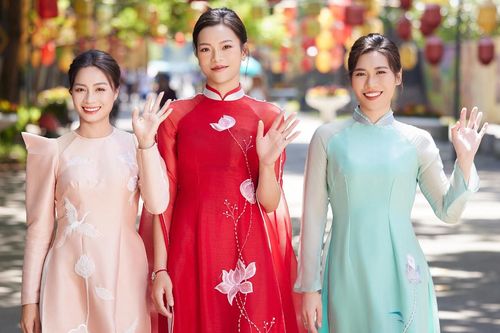Hoàng Thị Loan thi Hoa khôi áo dài giải nữ Quốc tế Hà Nội