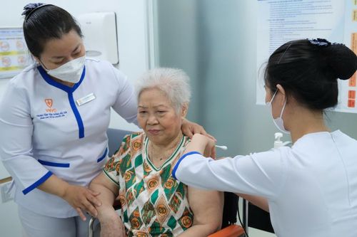 Việt Nam lần đầu có vắc xin zona thần kinh cho người lớn