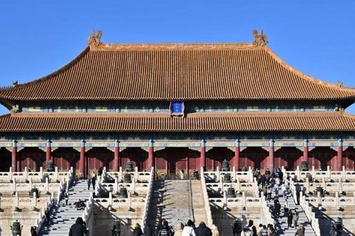 Trung Quốc: Bảo tàng Cố Cung trưng bày tác phẩm được tạo ra từ chất thải thừa