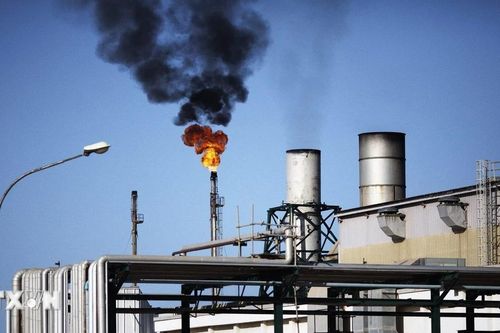 Chính quyền miền Đông Libya dỡ bỏ lệnh cấm sản xuất và xuất khẩu dầu
