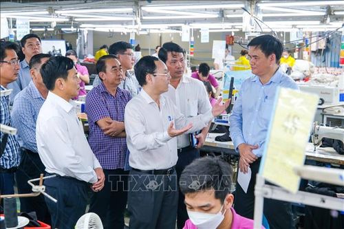 Khuyến khích tái cấu trúc nhà xưởng tăng hiệu quả sản xuất