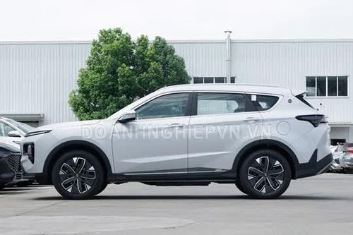 SUV đẹp mê ly, tiết kiệm xăng hơn Honda Vision, giá hơn 425 triệu đồng