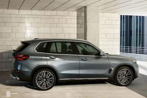 Bảng giá xe BMW tháng 10/2024: Ưu đãi 'khủng'
