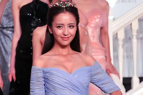 Nữ diễn viên nóng bỏng, một đời chồng bị đồn là tú bà