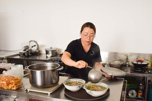 Hương vị Hà thành giữa phố