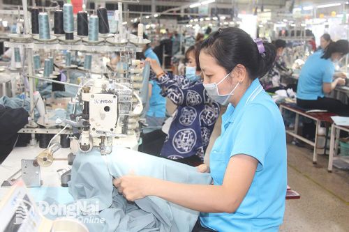 Tháo gỡ khó khăn trong phát triển công nghiệp, thương mại