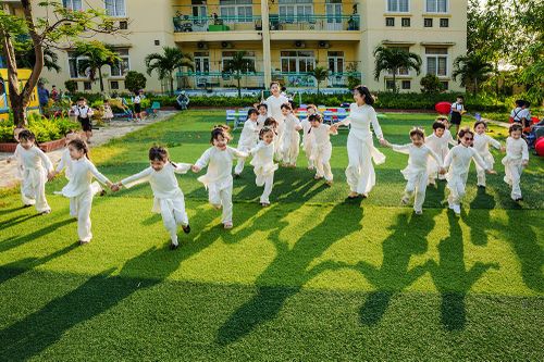 Cuộc thi ảnh Đất nước ngàn hoa phản ánh Việt Nam hòa bình, phát triển