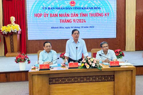 UBND tỉnh Khánh Hòa họp thường kỳ tháng 9