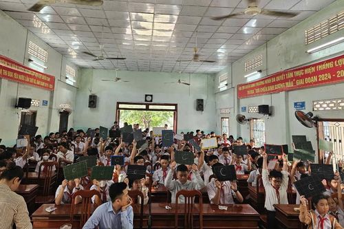 Hội Liên hiệp Phụ nữ phường Ninh Đa: Tổ chức hội thi 'Rung chuông vàng' và tuyên truyền về phòng, chống đuối nước