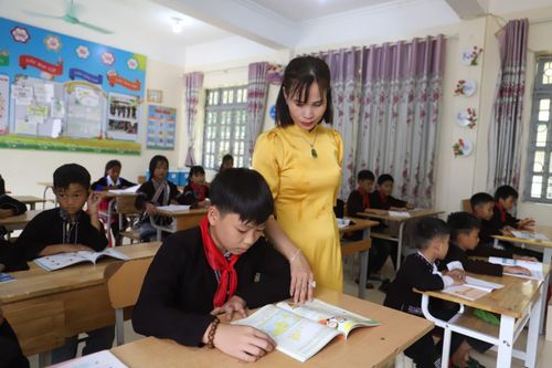 Vì sự nghiệp 'trồng người'