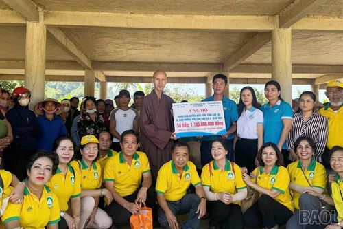 Trao hỗ trợ gần 1,2 tỷ đồng cho các hộ dân huyện Bảo Yên bị ảnh hưởng bởi thiên tai