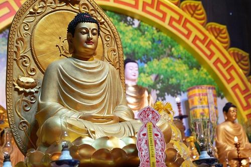Hà Nội: Gần 1.000 Phật tử tham dự Pháp hội Dược Sư lần thứ XIX tại chùa Bằng