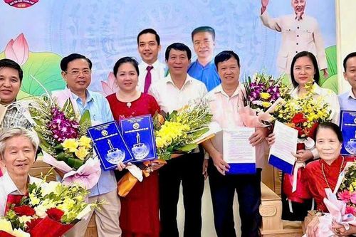 Tín ngưỡng thờ Mẫu Tam phủ của người Việt: Thế nào là thực hành tín ngưỡng thờ Mẫu? (Kỳ 1)