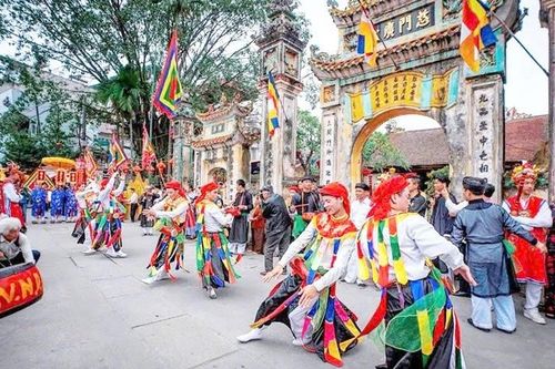 Tỏa sáng giá trị văn hóa nghìn năm Bài 2: Đặt văn hóa vào trọng tâm phát triển