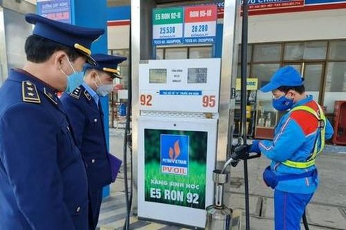 Quỹ bình ổn xăng dầu dư hơn 6.000 tỷ đồng