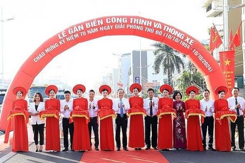 Hà Nội thông xe 2 tuyến đường Âu Cơ và Xuân Diệu
