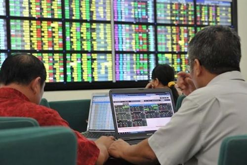 Số nhà đầu tư trong nước mở mới tài khoản chứng khoán giảm sút