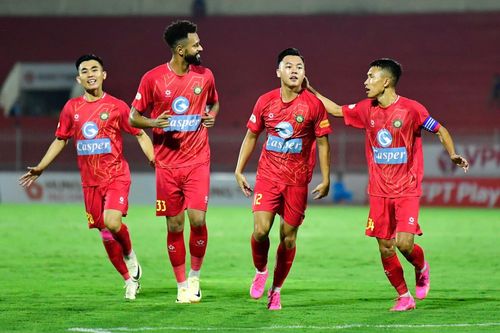 Thái Sơn ghi bàn, Thanh Hóa chiếm ngôi đầu bảng V.League