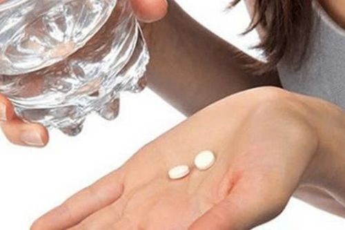 Người phụ nữ nhập viện cấp cứu vì uống thuốc phá thai mua trên mạng