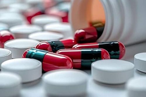 Cảnh báo tác dụng phụ nghiêm trọng của thuốc kháng sinh tetracycline