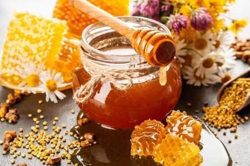 7 lợi ích của mật ong thô đối với sức khỏe