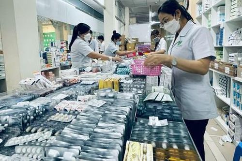 Bộ Y tế phản hồi kiến nghị BHYT chi trả thuốc ung thư mới
