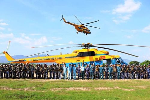 Hiệp đồng huấn luyện đổ bộ không quân-hải quân