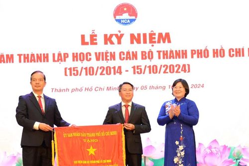 Học viện Cán bộ TPHCM luôn gắn liền với sự phát triển của thành phố
