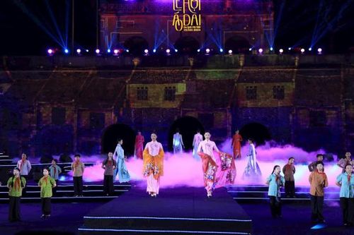 Đặc sắc chương trình khai mạc Lễ hội Áo dài du lịch Hà Nội 2024
