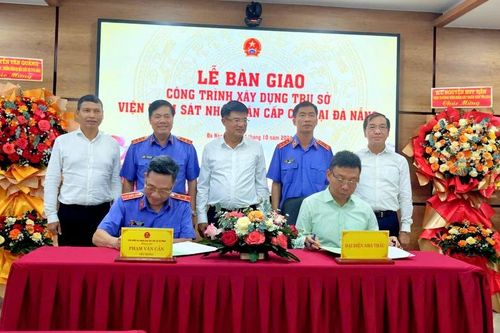 Bàn giao công trình trụ sở làm việc VKSND cấp cao tại Đà Nẵng
