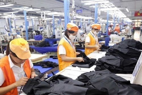 Minh bạch cung ứng nguyên phụ liệu ngành dệt may, da giày
