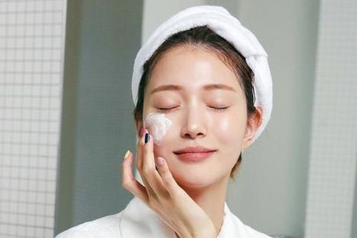 4 sản phẩm không cần thiết phải đầu tư vào chu trình dưỡng da