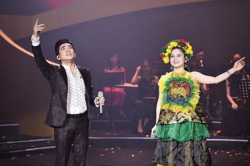 Hà Nội hào hùng và lãng mạn trong đêm nhạc 'Cảm xúc tháng 10'