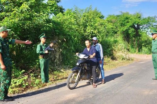 Gia Lai: Bắt giữ 2 đối tượng nhập cảnh trái phép vào Việt Nam