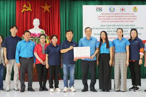 Tiếp nhận 100 triệu đồng hỗ trợ công nhân lao động bị ảnh hưởng do bão số 3