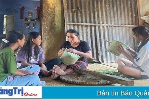 Khuyến khích người lao động dân tộc thiểu số đi làm việc ngoại tỉnh