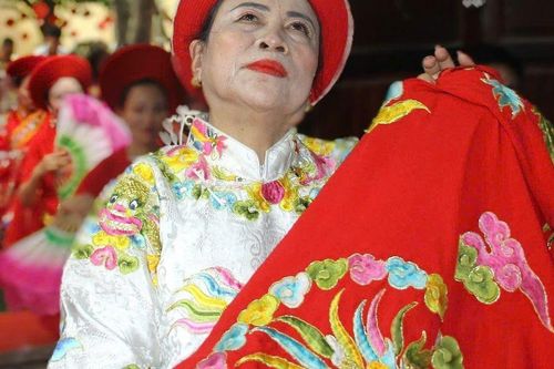 Nghệ nhân - đồng thầy Lê Thị Sử: Người 'truyền lửa' gìn giữ và phát huy tín ngưỡng thờ Mẫu Tam phủ