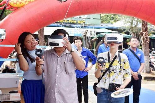 Chuyển đổi số trở thành xu hướng phát triển tất yếu của xã hội