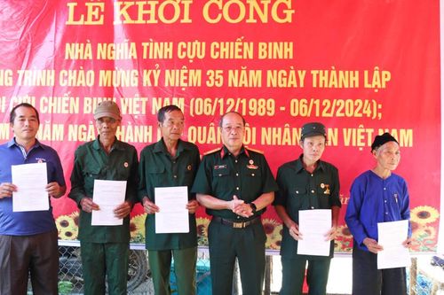 Tiếp tục đẩy mạnh phong trào thi đua 'Cựu chiến binh gương mẫu'