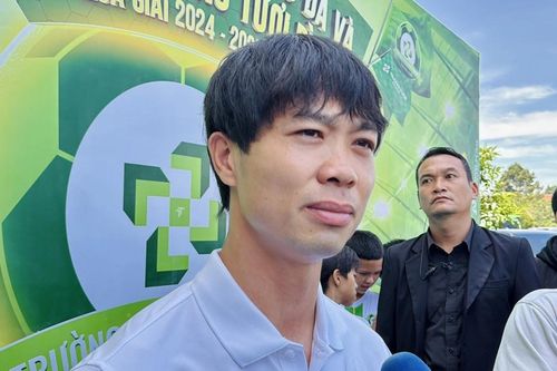 Bị cư dân mạng tấn công, Công Phượng mỉa mai: 'Ngoài đời không ai dám nói gì'