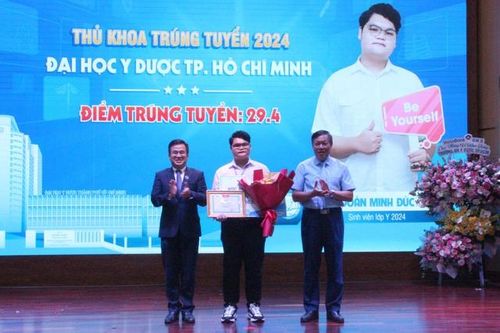 Đại học Y Dược TPHCM cần giữ vững vị trí hàng đầu về đào tạo khối ngành sức khỏe